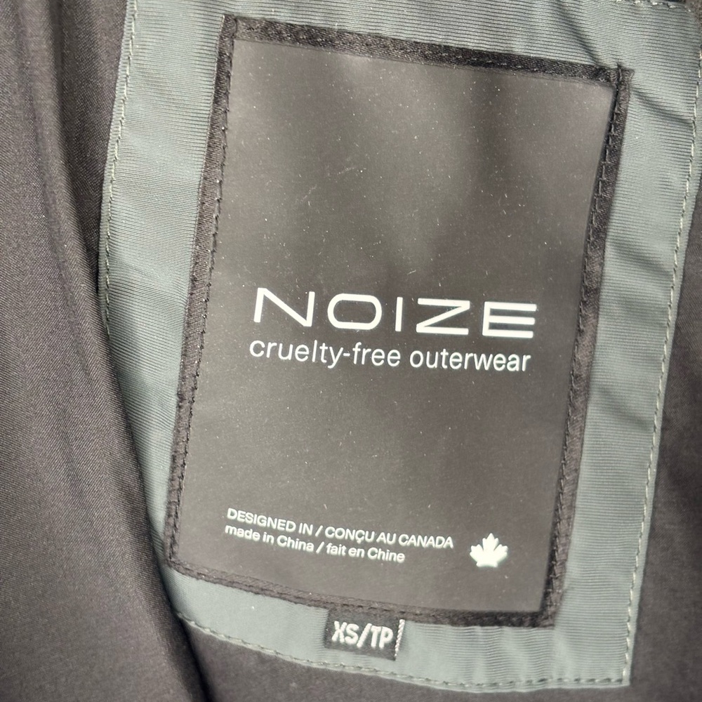 Noize Quilted Hooded Puffer Coat Jacket with Faux Fur Trim - Size XS - Picture 11 of 14